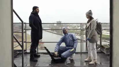 Die erste "Tatort"-Folge mit BKA-Expertin Linda Selb (Luise Wolfram, Mitte), Mads Andersen (Dar Salim) und Liv Moormann (Jasna Fritzi Bauer) wird am Pfingstmontag ausgestrahlt.
