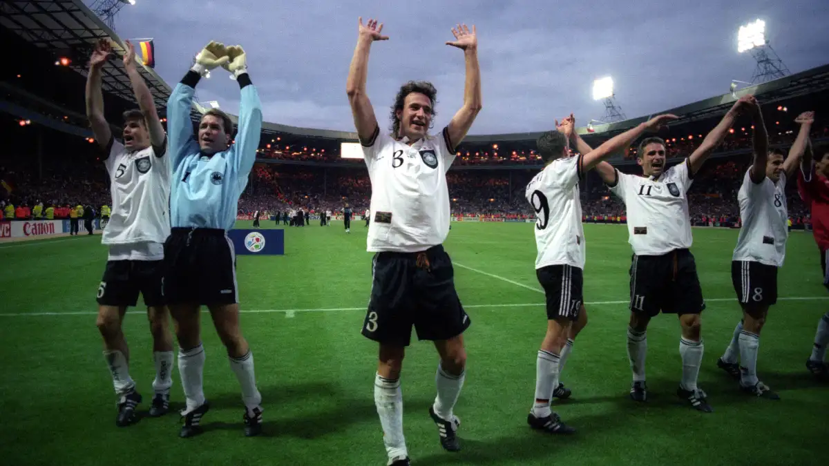 Schlag den Star: Fußball-Europameister-Duell zu Opdenhövels Einstand