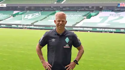Markus Anfang bei seiner Vorstellung als neuer Werder-Trainer im Weserstadion.