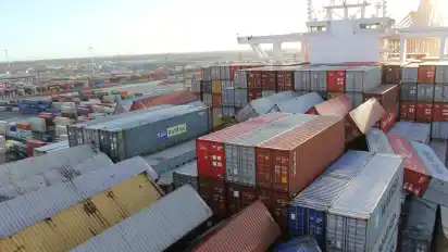 Bei der Begutachtung der zerstörten Container der "MSC Zoe" war der Bremer Schadendienstleister Reck und Co. beteiligt.