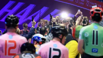 Jedes Mal aufs Neue: Medienandrang vor dem Startschuss der Sixdays.