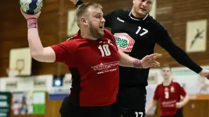 Marcian Markowski aus der Zweitvertretung half gegen Elsfleth in der ersten Mannschaft der HSG Delmenhorst aus.