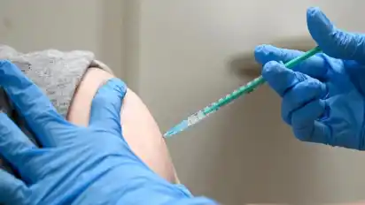 In den USA sind bislang gut 58 Prozent der Bevölkerung vollständig gegen das Coronavirus geimpft. Foto: Bernd Weißbrod/dpa