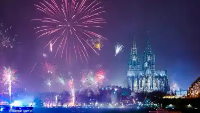 Feuerwerk in Köln. Foto: Christophe Gateau/dpa
