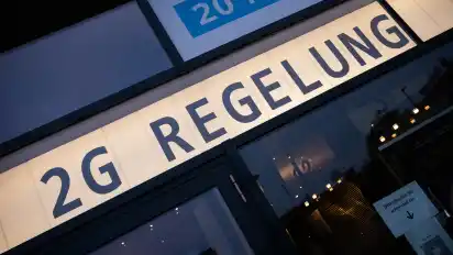Während der Corona-Pandemie dürfen derzeit nur Geimpfte und Genese das Theater am Aegie in Hannover betreten.