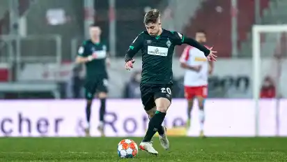 Romano Schmid am Ball.