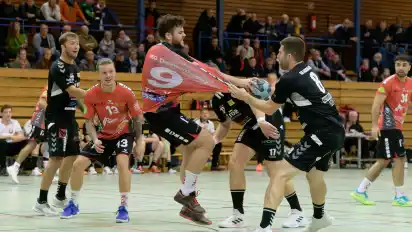 Beim bis dato letzten Heimspiel Ende Oktober vergangenen Jahres empfingen Dominik Ludwig und die HSG Delmenhorst die SG Achim/Baden vor Zuschauern, die auch ohne Masken in der Halle sitzen durften.
