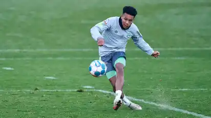 Felix Agu will sich im neuen Jahr beim SV Werder wieder in den Vordergrund kämpfen.