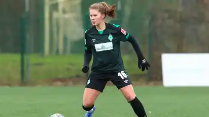 "Ich habe gerne den Ball": Werder-Spielerin Emilie Bernhardt.