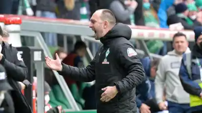 Werder-Trainer Ole Werner freut sich über jeden Sieg seiner Mannschaft.