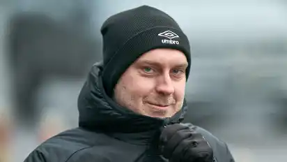 Mütze auf, wenn es kalt ist: Werders Trainer Ole Werner.