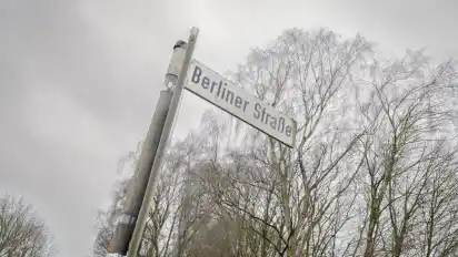 Ein Teil der Berliner Straße steht im Mittelpunkt des Projekts "Beteiligung und gesellschaftliche Integration in Syke". Die Akteure vom Diakonischen Werk und vom VFB Salzwedel stellten den aktuellen Stand jetzt im Sozialausschuss vor.