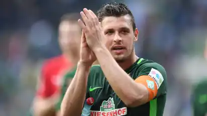 Zlatko Junuzovic bedankt sich kurz vor seinem Wechsel bei den Fans.