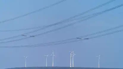 Mit 20,6 Milliarden Kilowattstunden gibt es einen neuen Rekordmonat bei der Stromerzeugung aus Windenergie.