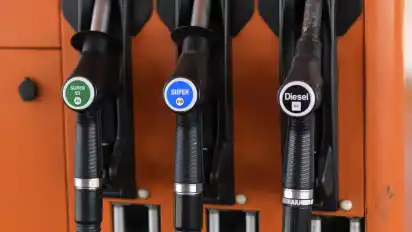 Die Spritpreise variieren je nach Tankstelle und Uhrzeit.