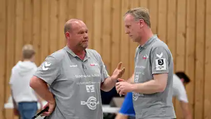 Jahrelang bildeten Marc Winter (links) und Lars Müller-Dormann ein Trainerduo beim TVO. Die gemeinsame Zeit endete jedoch in der vergangenen Saison.