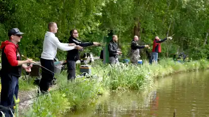20 Angler warfen in Garlstedt an "Teich 1" ihre Leinen aus und sorgten mit ihrem Startgeld schon im Vorfeld für einen sicheren Ertrag.