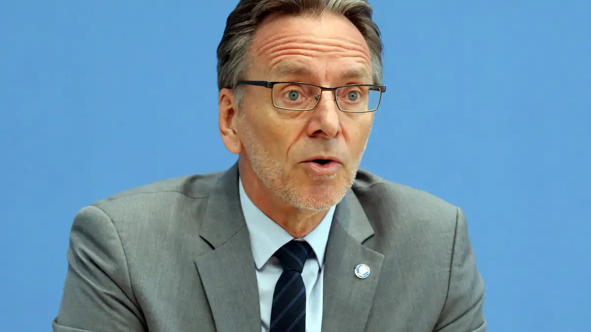 Landtagspr sidentenkonferenz In Bremen Thema Hass Im Netz