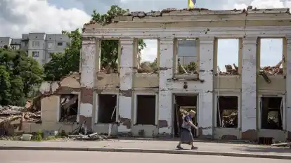 Auch der Krieg in der Ukraine sorgt für einen schwachen Euro.