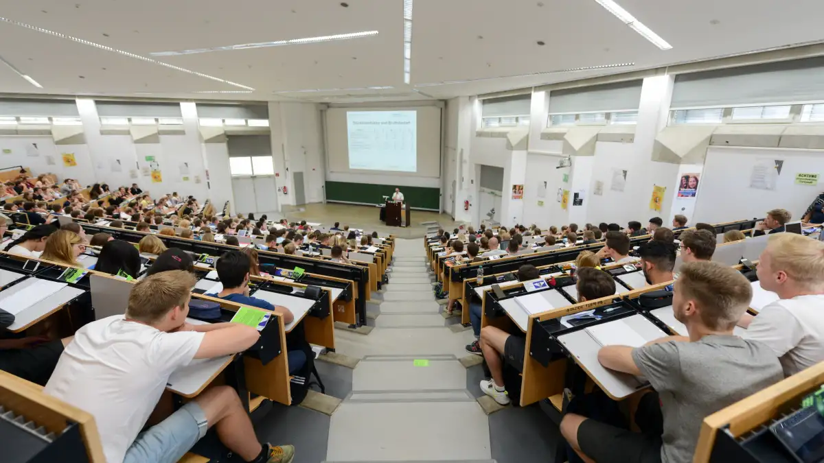 14 Prozent der Bremer Studenten und Studentinnen beziehen Bafög