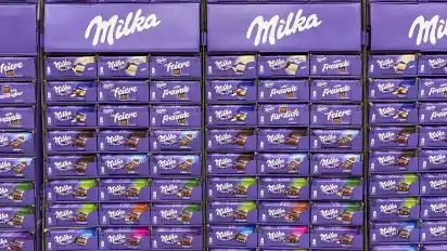 Die neue Rezeptur soll die Milka-Tafeln noch schokoladiger machen.