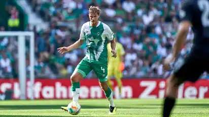Niklas Stark hat gegen den VfB Stuttgart sein Debüt für Werder Bremen gegeben.
