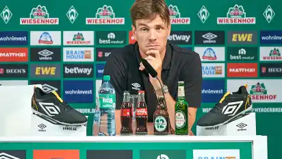 Werder Bremens Leiter Profifußball Clemens Fritz hat sich für die Verkürzung des Sommer-Transferfensters der Bundesliga ausgesprochen.