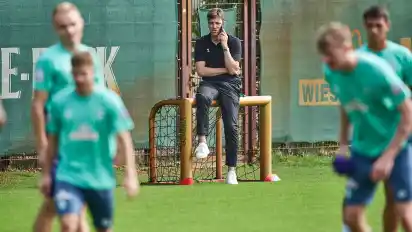 Laut Werders Leiter Profifußball Clemens Fritz planen die Bremer keine Verpflichtungen weiterer Neuzugänge.