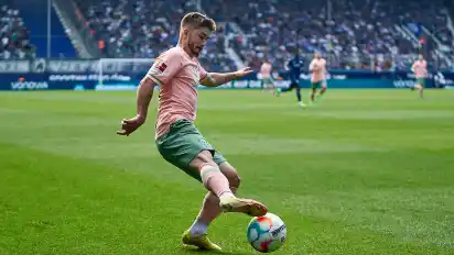Romano Schmid hat sich einen Platz in der Werder-Startelf gesichert.