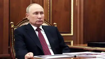 Russland droht, annektierte ukrainische Territorien „mit allen Mitteln“ zu verteidigen.
