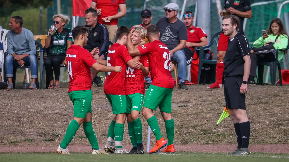FußballBezirksliga TSV Bassen ist der Favoritenschreck der Liga