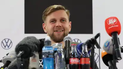 Niclas Füllkrug während der Pressekonferenz vor dem Testspiel gegen den Oman.
