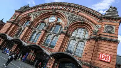 Der Bremer Hauptbahnhof bleibt im Fokus der politischen Diskussion.