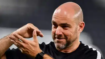 Trifft mit Katar zum WM-Auftakt auf Ecuador: Nationalcoach Felix Sanchez.