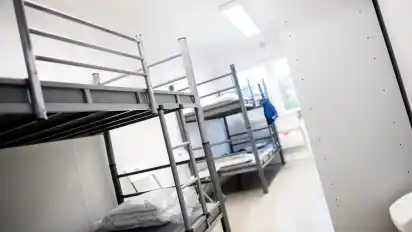 Sammelunterkünfte in Wohncontainern wie im Landkreis Aurich (Foto) oder in Turnhallen der Region möchte der Landkreis Osterholz bei der Flüchtlingsunterbringung möglichst vermeiden. Inzwischen stellten sich aber immer mehr Kommunen auch auf Notlösungen ein.