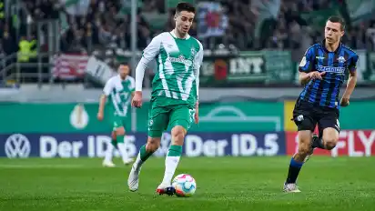 Werders Ilia Gruev im Pokalspiel in Paderborn.