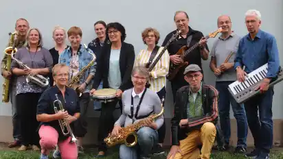 Die Gruppe Mo'Jazz And Horns spielt traditionell zum Abschluss des Stuhrer Jazzfestes.