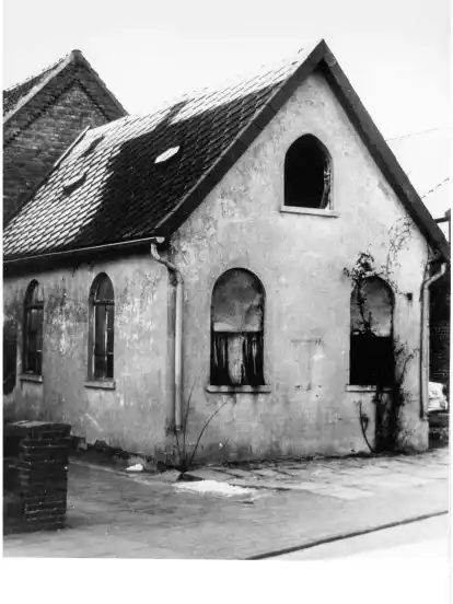Das jüdische Bet- und Schulhaus wurde 1977 schließlich abgerissen. Auf dem Grundstück steht nun ein Wohnhaus.