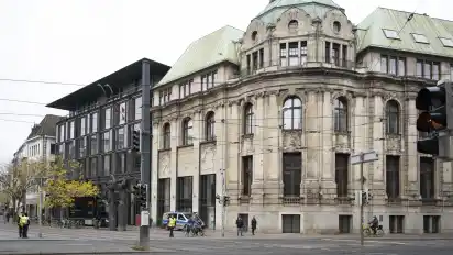 Eigentlich sollte es hier mit dem Umbau direkt losgehen. So hatte es sich Tim Nesemann vor dem Umzug der Sparkasse Bremen vorgestellt.