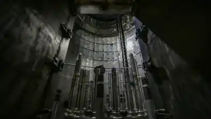 Blick ins Innere eines der Reaktoren des AKW Lubmin.