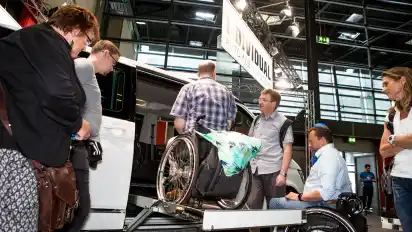 PKW-Umbauer auf der IRMA widmen sich den komplexesten Fällen, um Menschen zu neuer Mobilität zu verhelfen.
