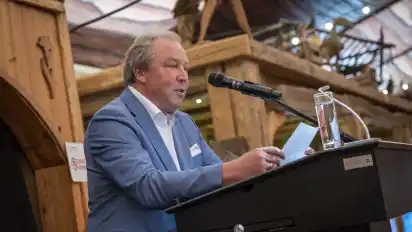 Cordes-und-Graefe-Geschäftsführer Michael Hardemann eröffnete die Messe.