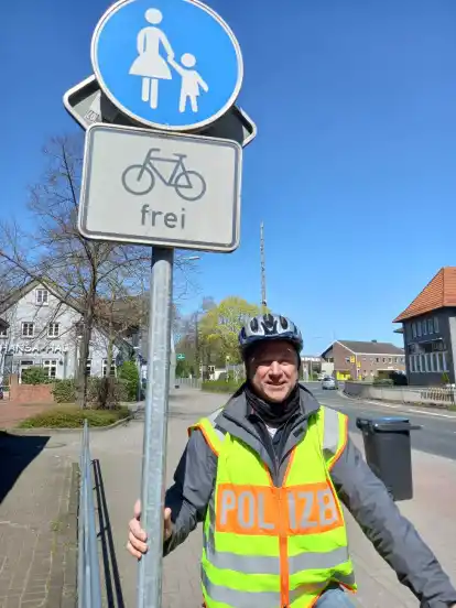 Sykes Kontaktbeamter Dierk Westermann ist oft selbst mit dem Fahrrad in der Hachestadt unterwegs. Er kennt die neuralgischen Punkte daher aus eigener Erfahrung.