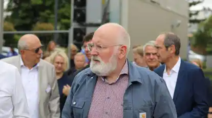 EU-Kommissionsvize Frans Timmermans (M) möchte zurück in die nationale Politik.