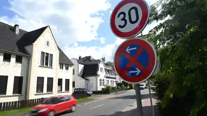 Von der Bördestraße bis zur Rübhofstraße gilt das Tempolimit inzwischen rund um die Uhr.