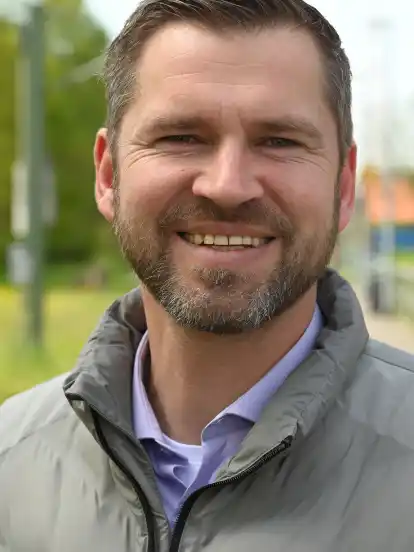 Ortsamtsleiter von Blumenthal, Oliver Fröhlich, setzt sich dafür ein, das Projekt weiterzufinanzieren.