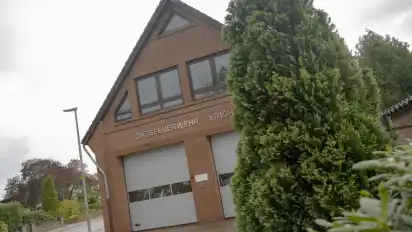 Auch das Feuerwehrgerätehaus in Erichshof muss modernisiert werden. Es ist eines von sechs in der Gemeinde Weyhe, die auf dem Bedarfsplan stehen.