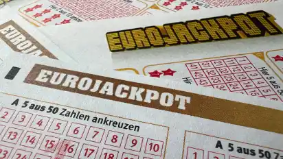 Der Eurojackpot ist vor der Ziehung am 5. Januar mit 120 Millionen Euro gefüllt.