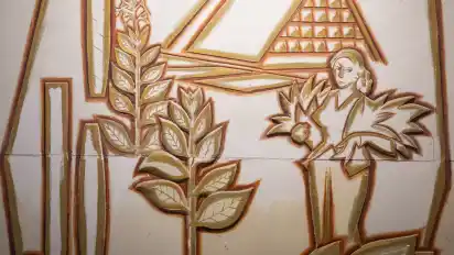 Künstlerisches Detail aus dem Unternehmenssitz.