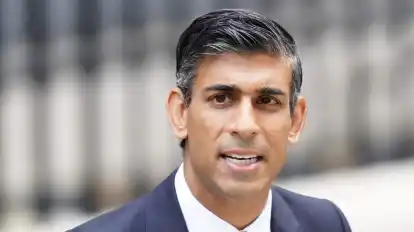 Premierminister Rishi Sunak hat in der eigenen Partei einen schweren Stand.